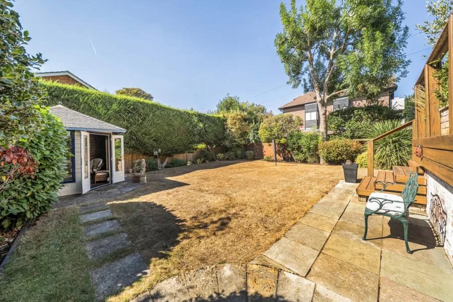 Ray Park Road, Maidenhead, SL6, photo 12