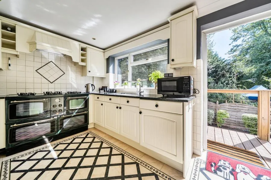 Ray Park Road, Maidenhead, SL6, photo 4