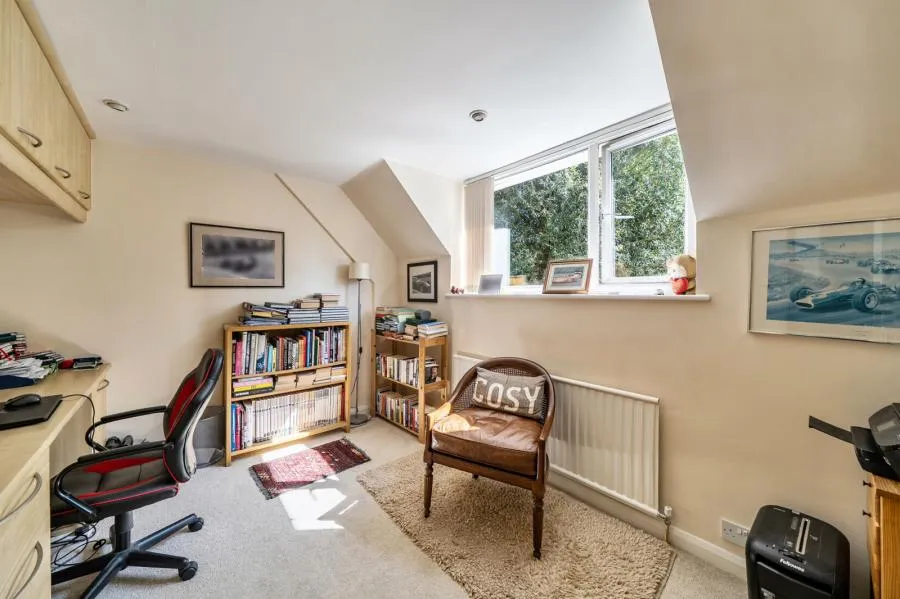 Ray Park Road, Maidenhead, SL6, photo 8