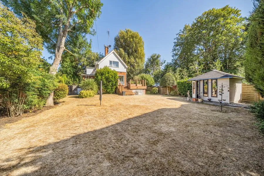 Ray Park Road, Maidenhead, SL6, photo 23