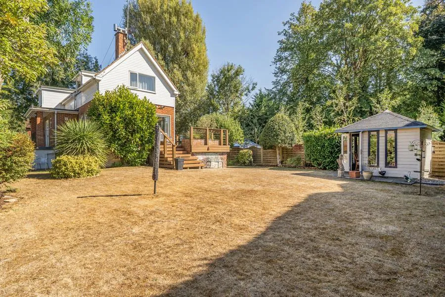 Ray Park Road, Maidenhead, SL6, photo 22