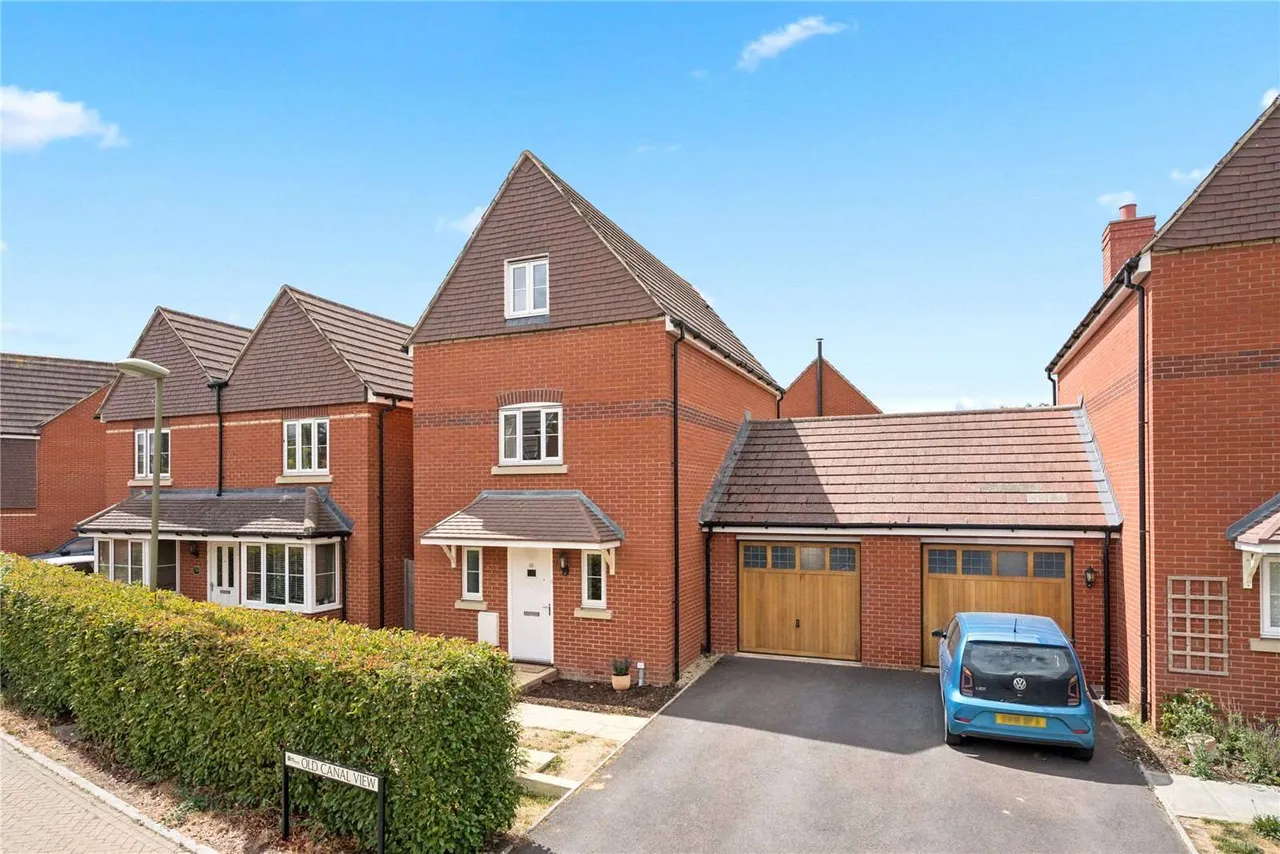 Whittington Crescent, Wantage, OX12, photo 3