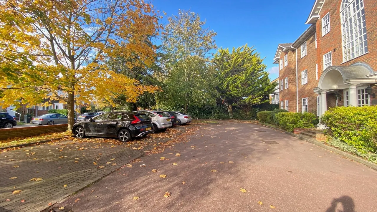 Ray Park Avenue, Maidenhead, SL6, photo 9