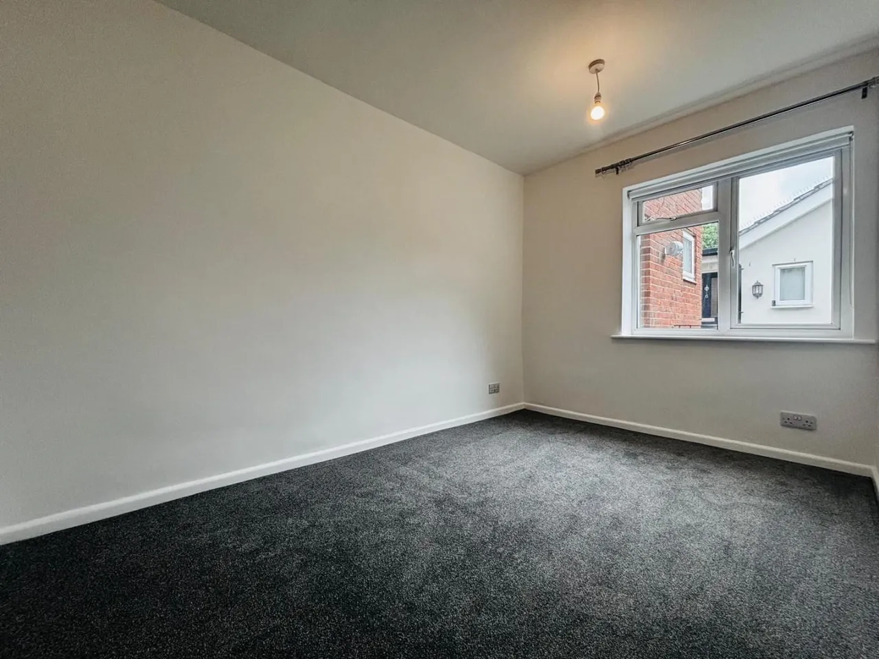 Hursley Road, Chandler's Ford, SO53 2FS, photo 8