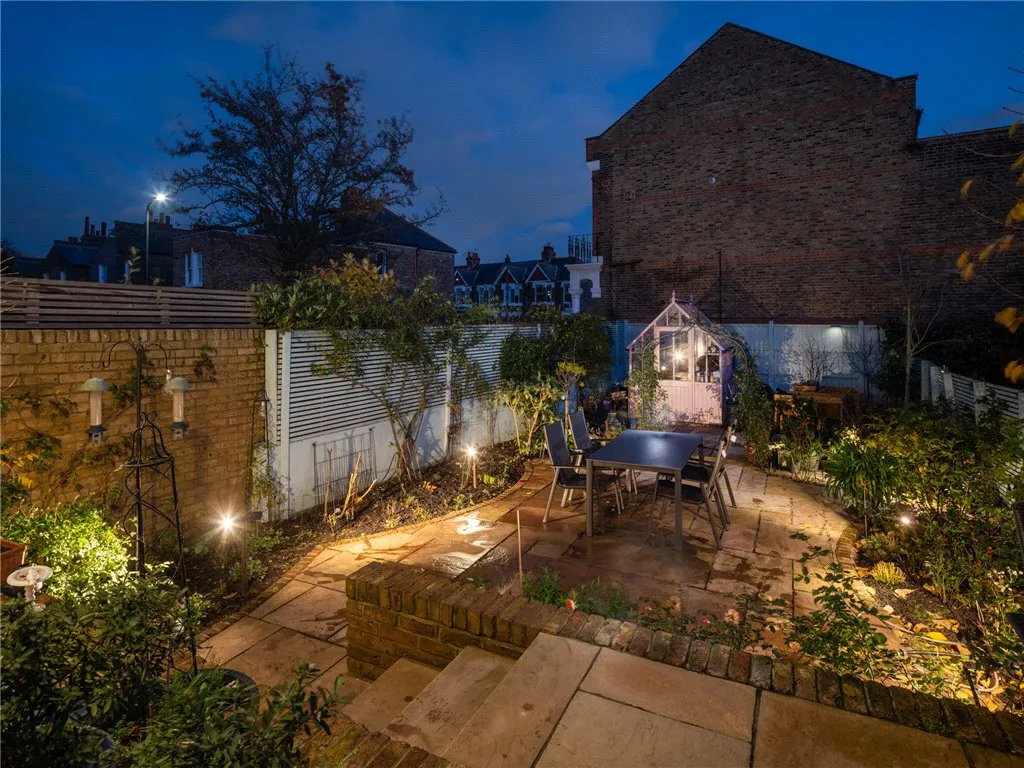Chevening Road, London, NW6, photo 43
