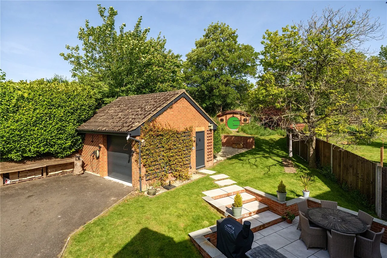 Collingbourne Kingston, Marlborough, Wiltshire, SN8 3SD, photo 16