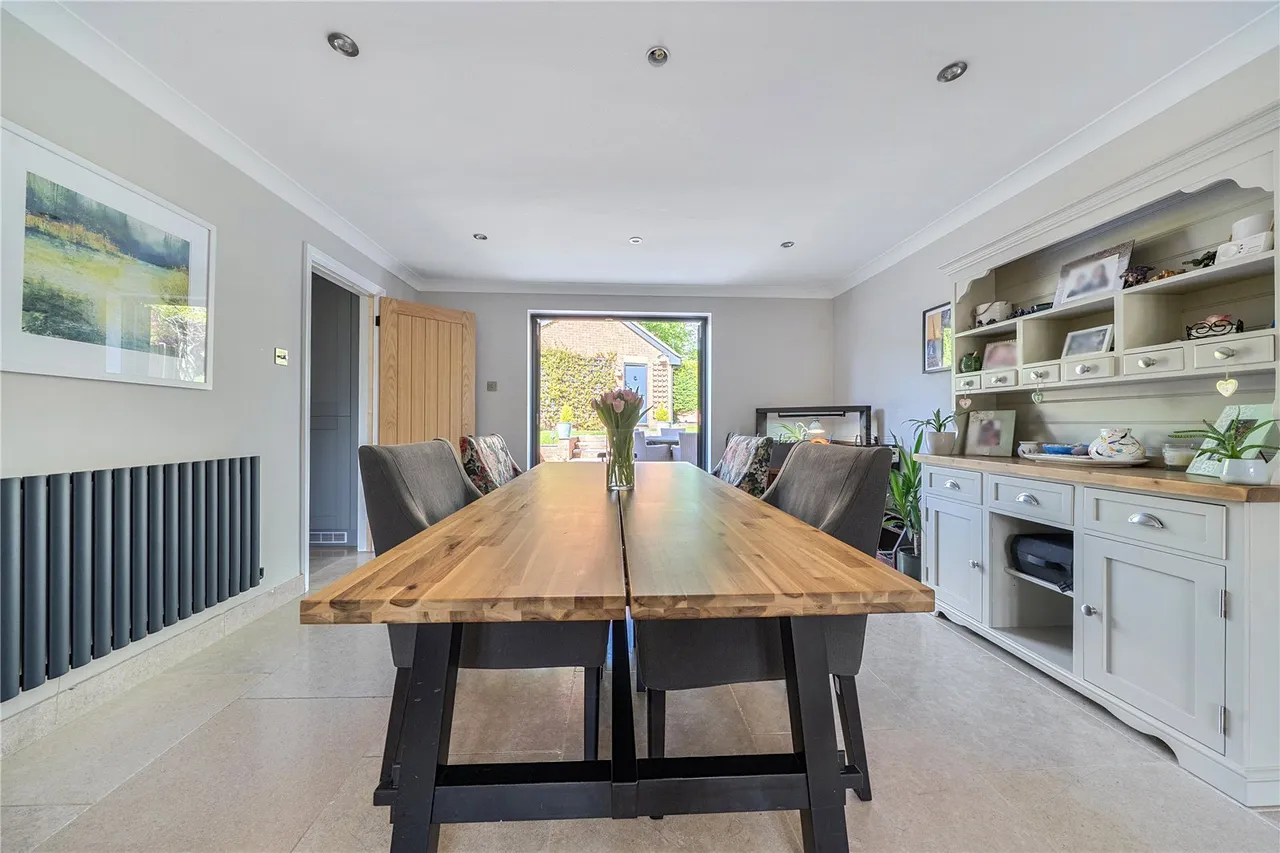 Collingbourne Kingston, Marlborough, Wiltshire, SN8 3SD, photo 2