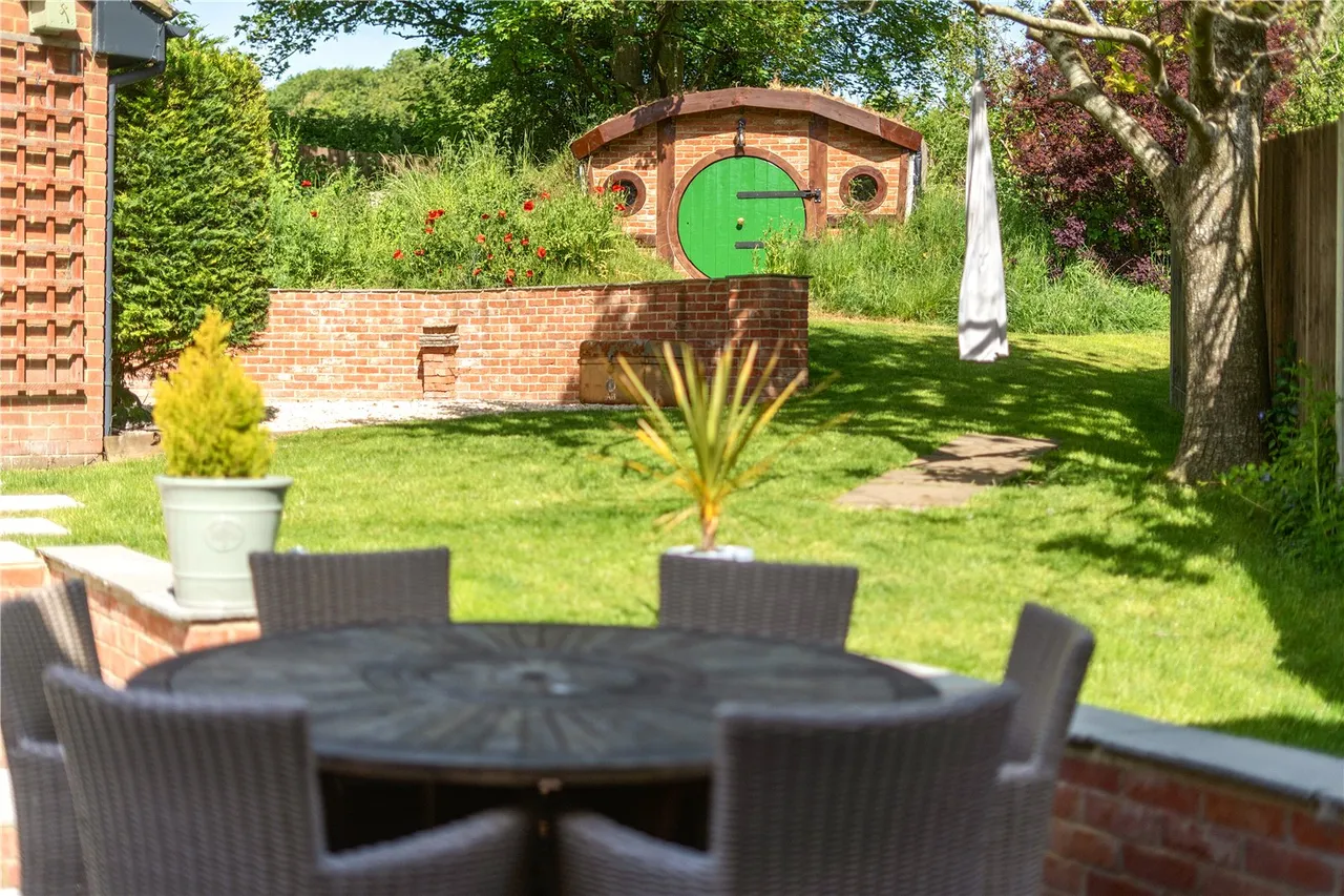 Collingbourne Kingston, Marlborough, Wiltshire, SN8 3SD, photo 15
