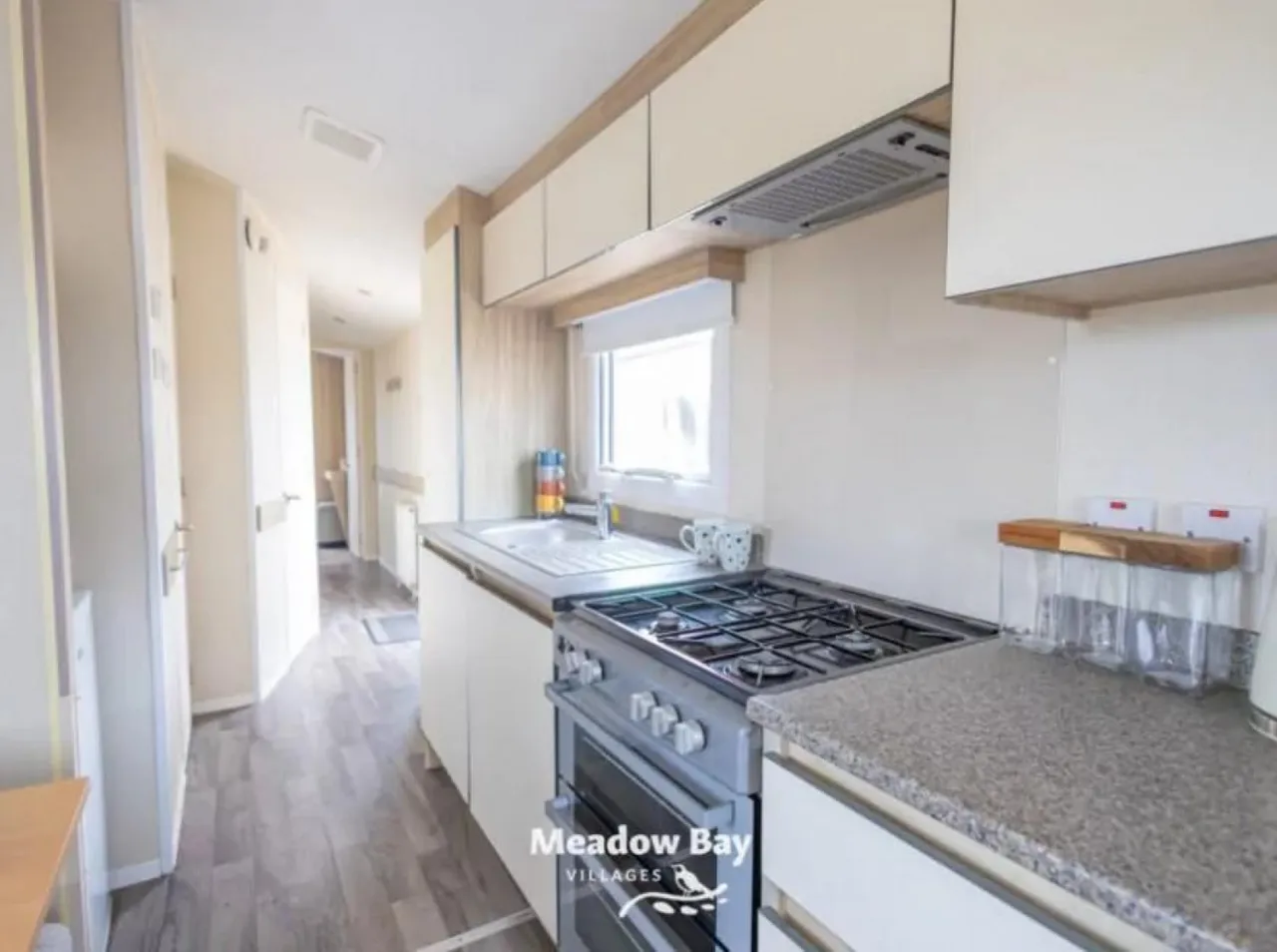 Golden Leas Holiday Park, 2016 Willerby Mistral, photo 4