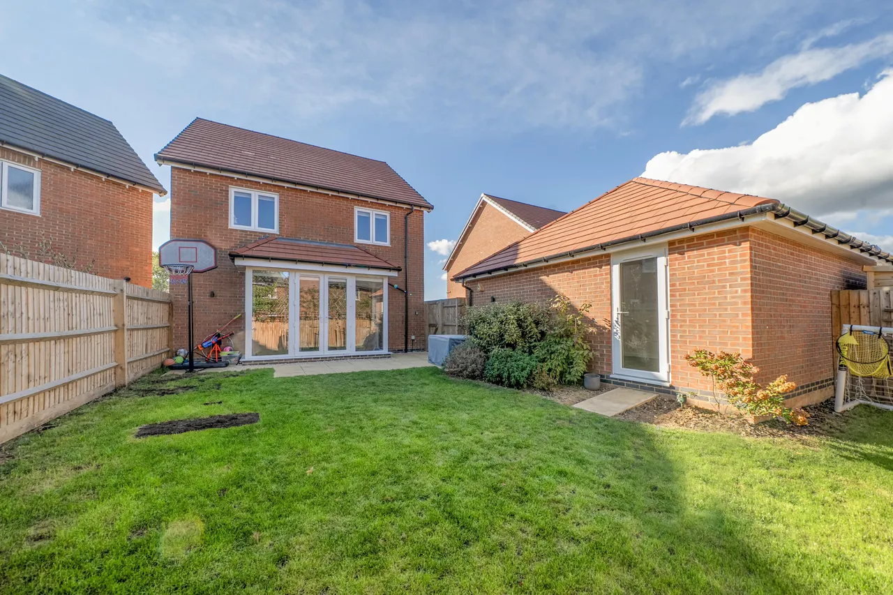 Stirling Drive, Biddenham, photo 22