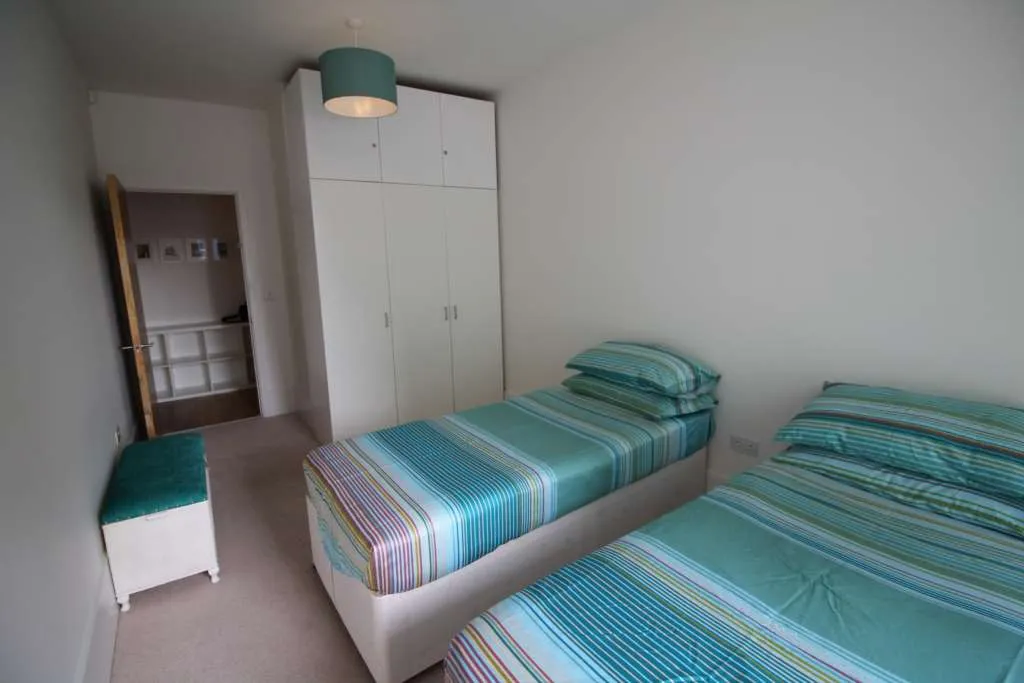 Halyards Court, Durham Wharf Drive, TW8 8FB, photo 7