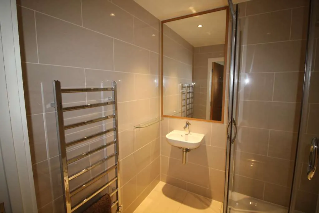 Halyards Court, Durham Wharf Drive, TW8 8FB, photo 6