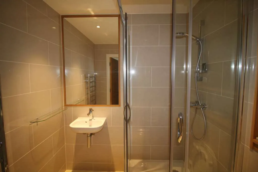 Halyards Court, Durham Wharf Drive, TW8 8FB, photo 5