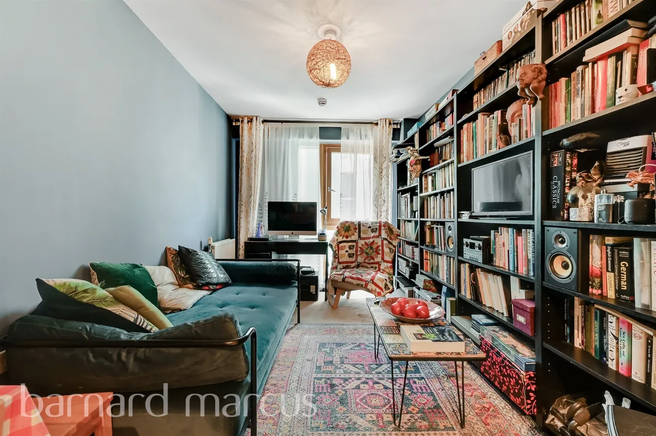1 bed flat for sale — Hardwicks Square, London