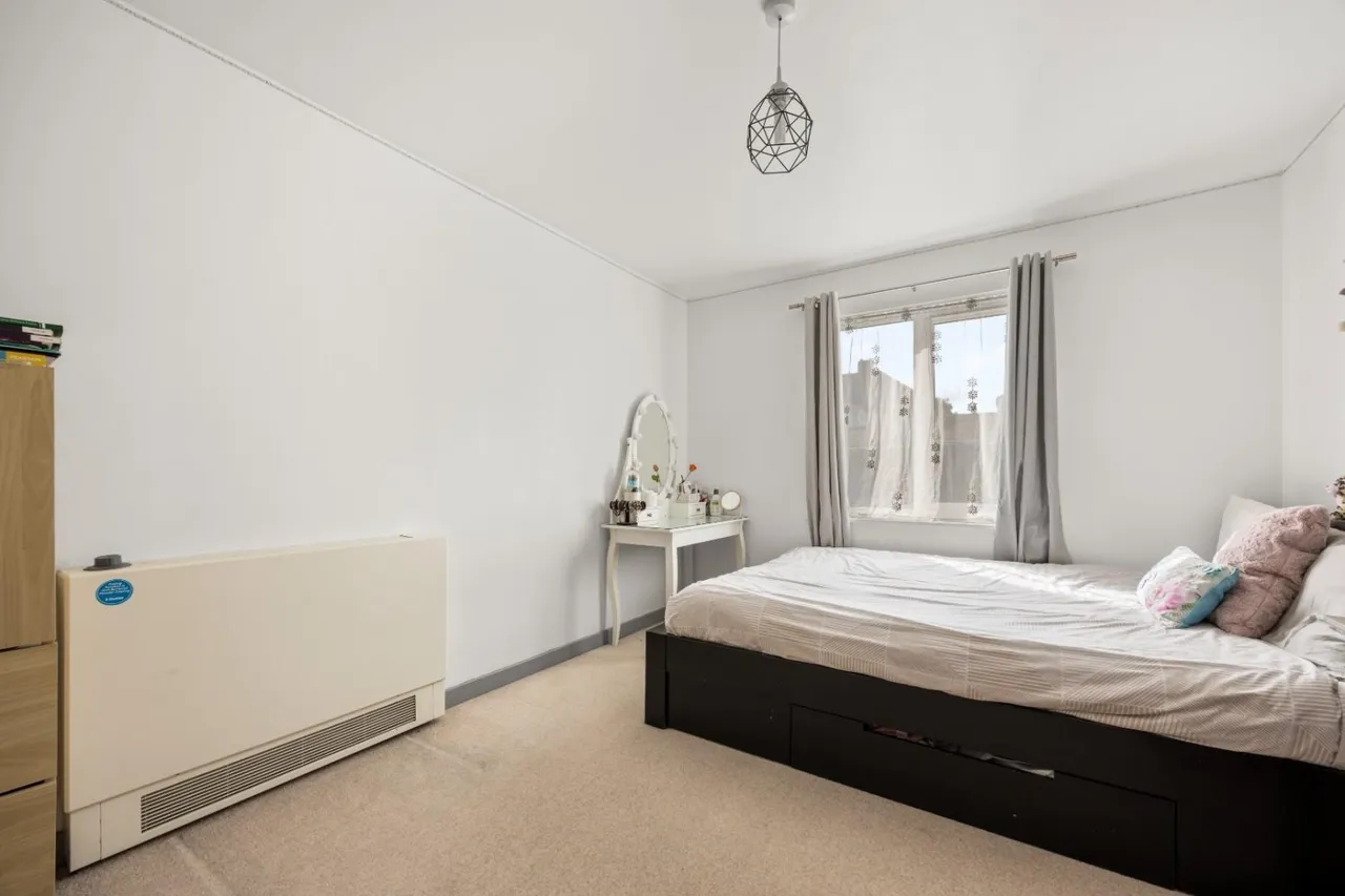 Varcoe Gardens, Hayes, UB3, photo 6