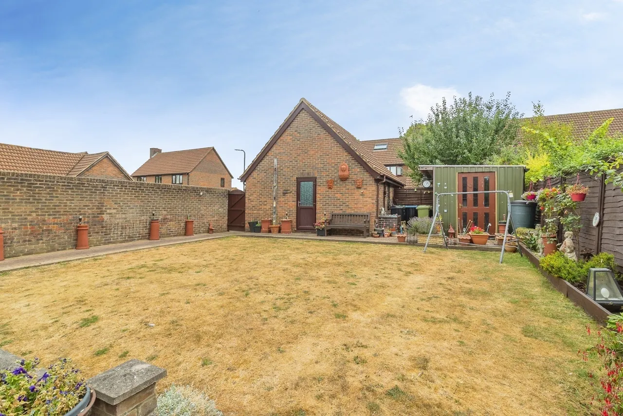 Wood Lane, Great Linford, MK14, photo 19