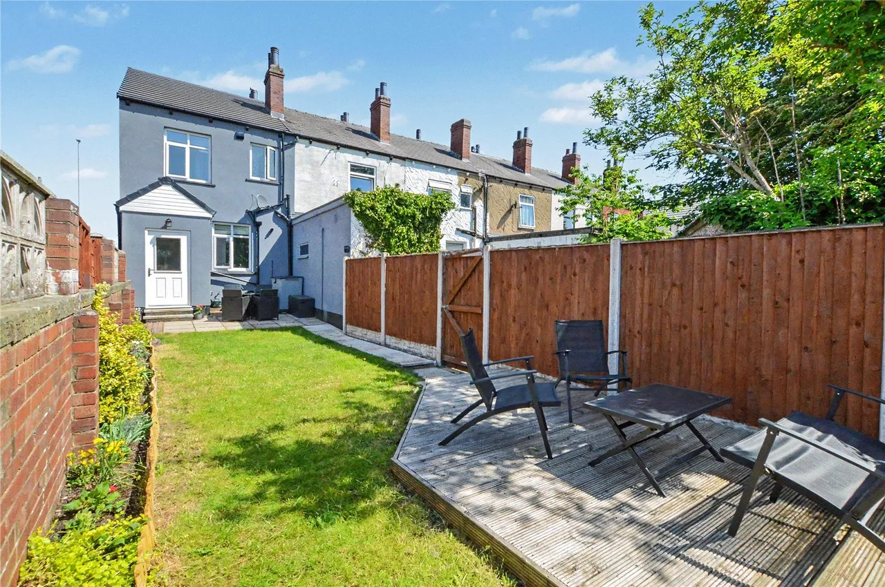 Wood Lane, Rothwell, LS26, photo 13