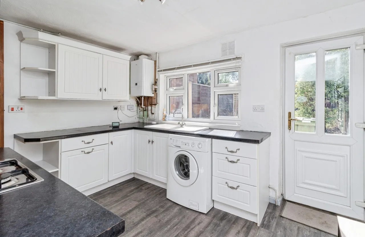 Doxey Road, Stafford, ST16, photo 7