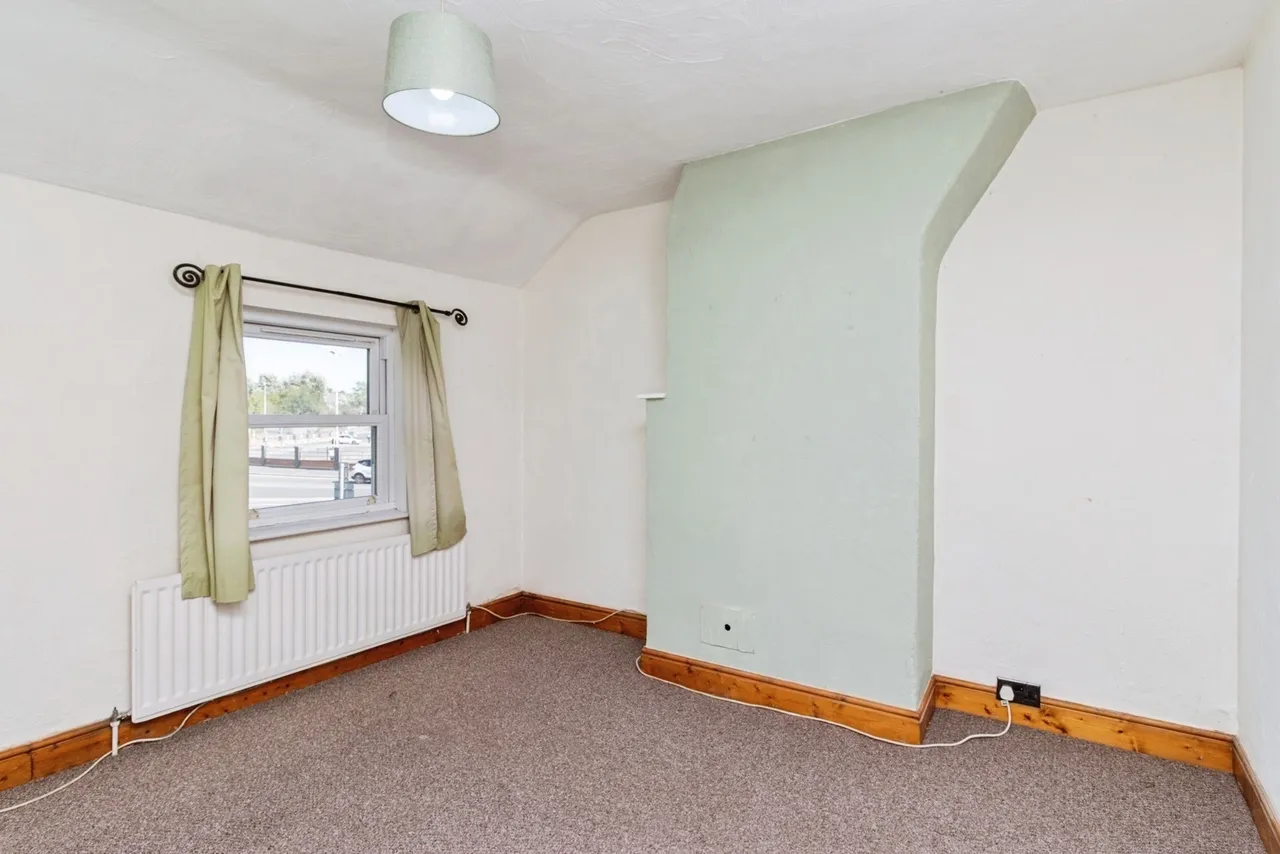 Doxey Road, Stafford, ST16, photo 9