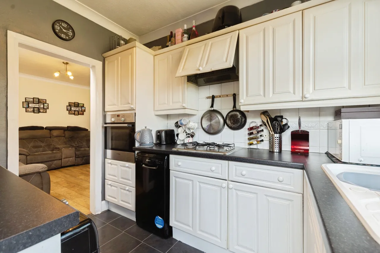 Wandle Road, Wallington, photo 7