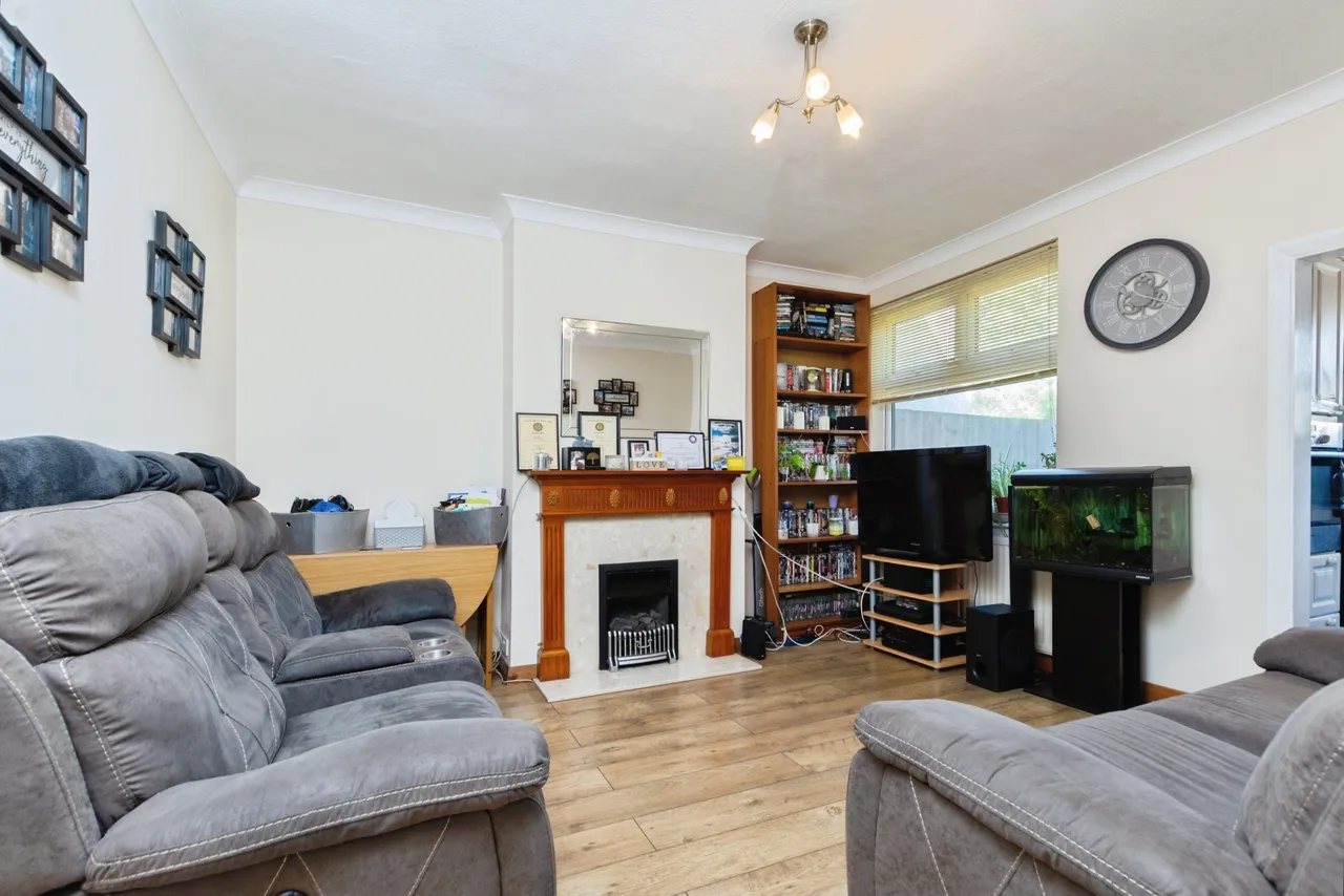 Wandle Road, Wallington, photo 9