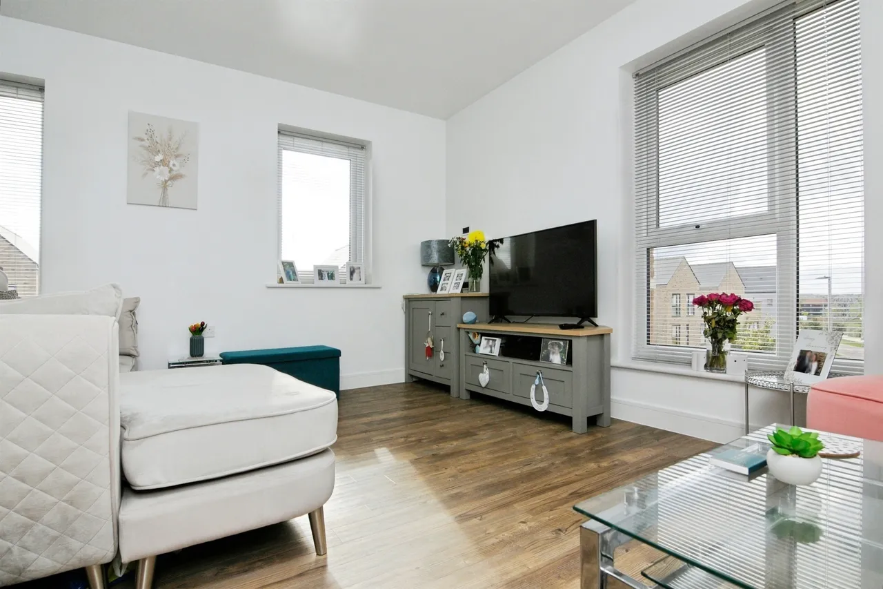 Henry Shuttlewood Drive, Chelmsford Garden, CM1, photo 8