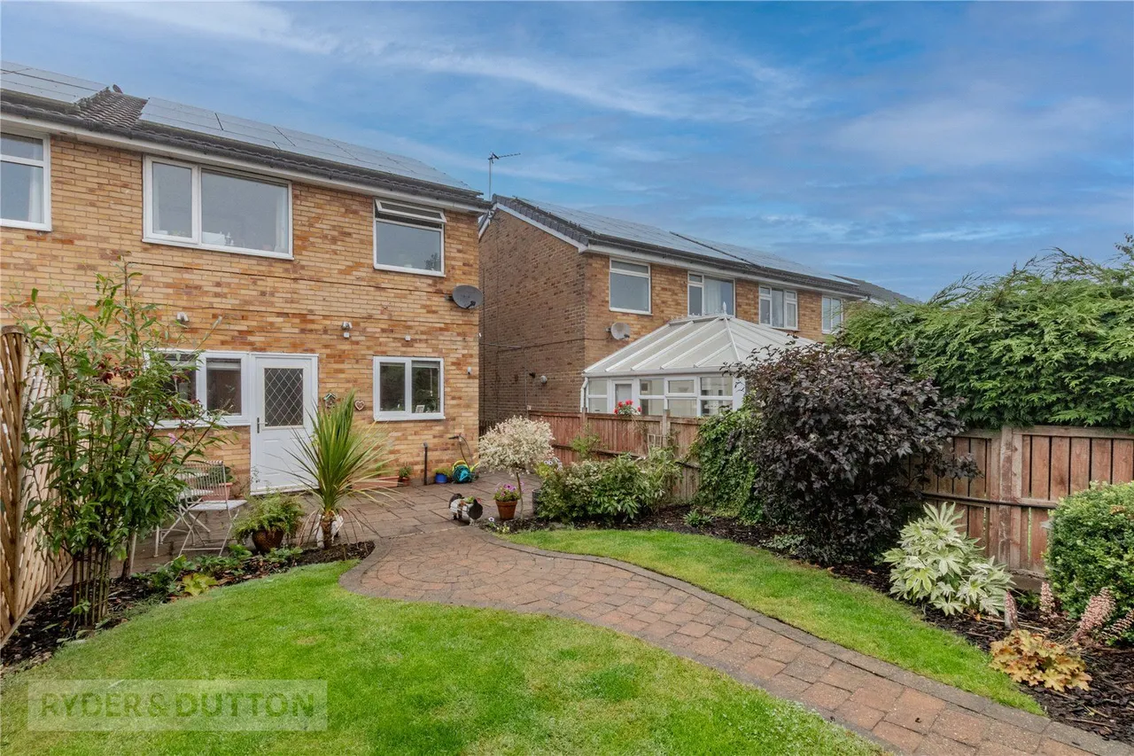 Banks Grove, Golcar, HD7, photo 18