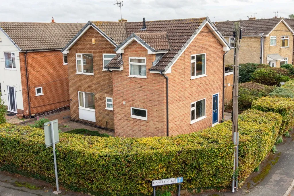 4 bed house for sale, Cromwell Drive, East Leake, LE12