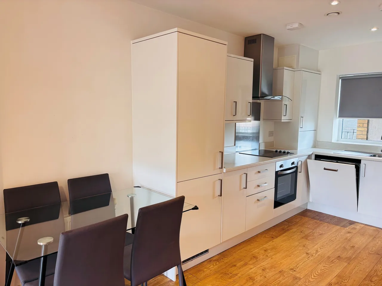 Bowes Road, Arnos Grove, N11, photo 4