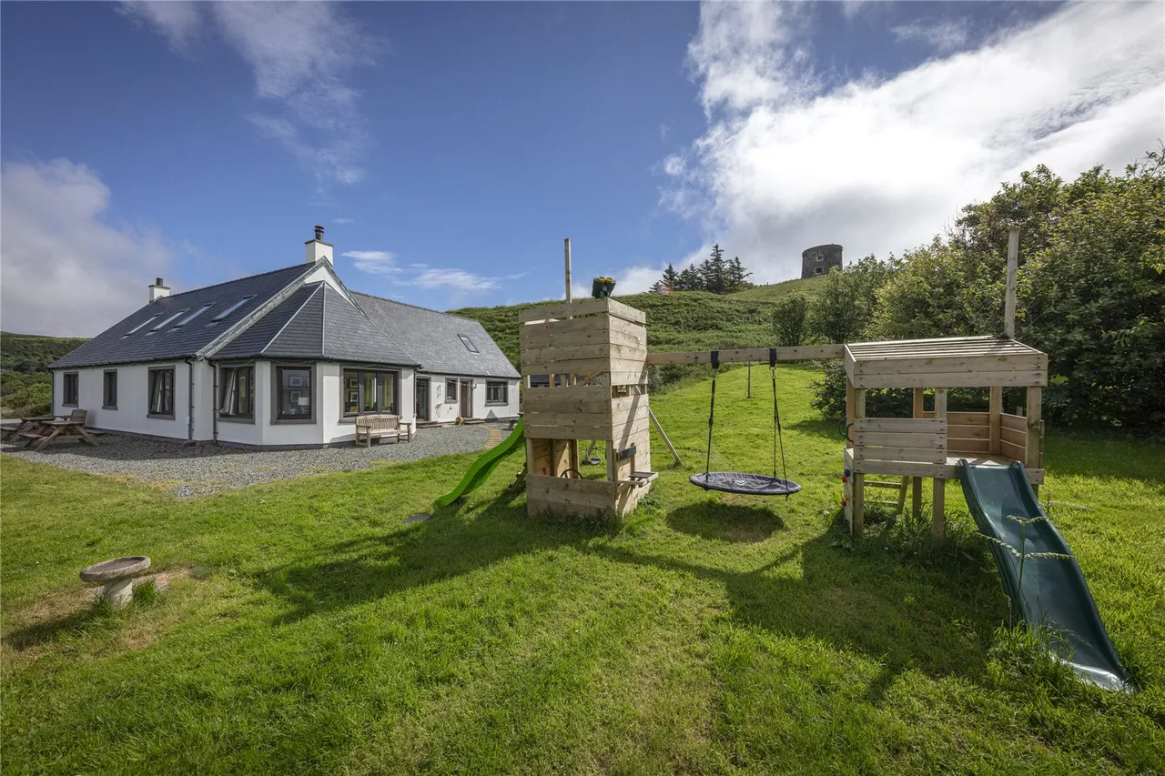 Old Pier Cottage, Cuil, Uig, Portree, IV51 9YB, photo 38
