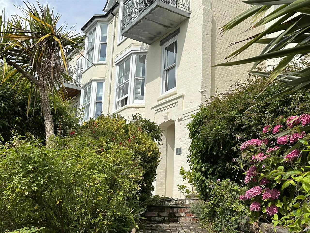 1 bed flat for sale, Esplanade, Fowey
