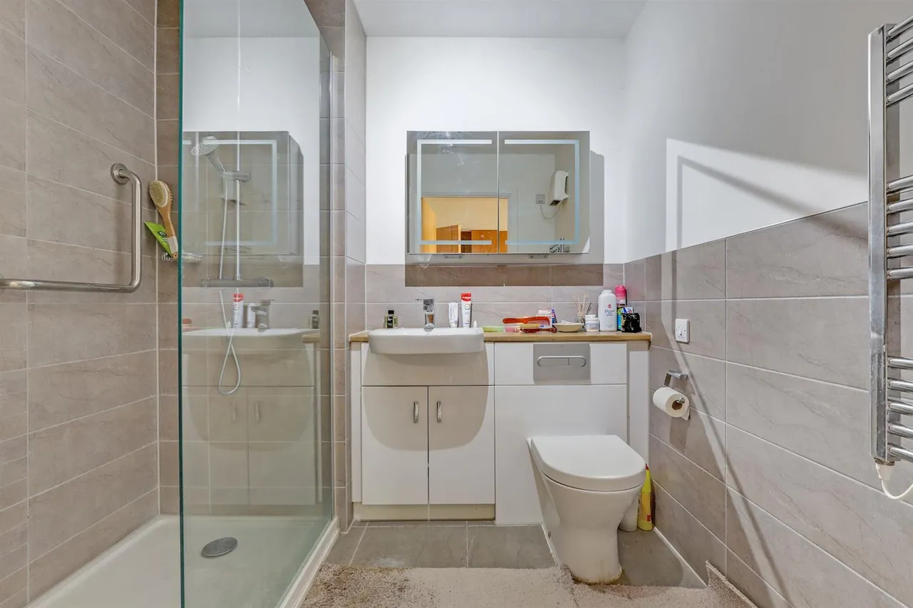 Beulah Hill, Upper Norwood, SE19, photo 13