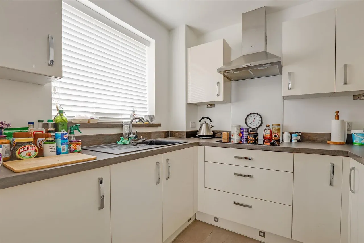 Beulah Hill, Upper Norwood, SE19, photo 9