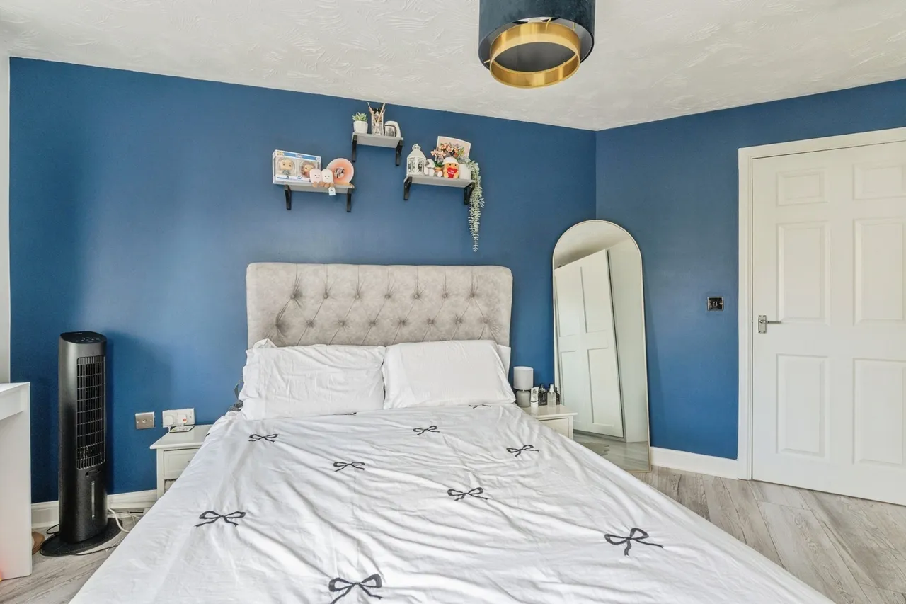 Plymouth Road, Chafford Hundred, Grays, Essex, RM16, photo 7