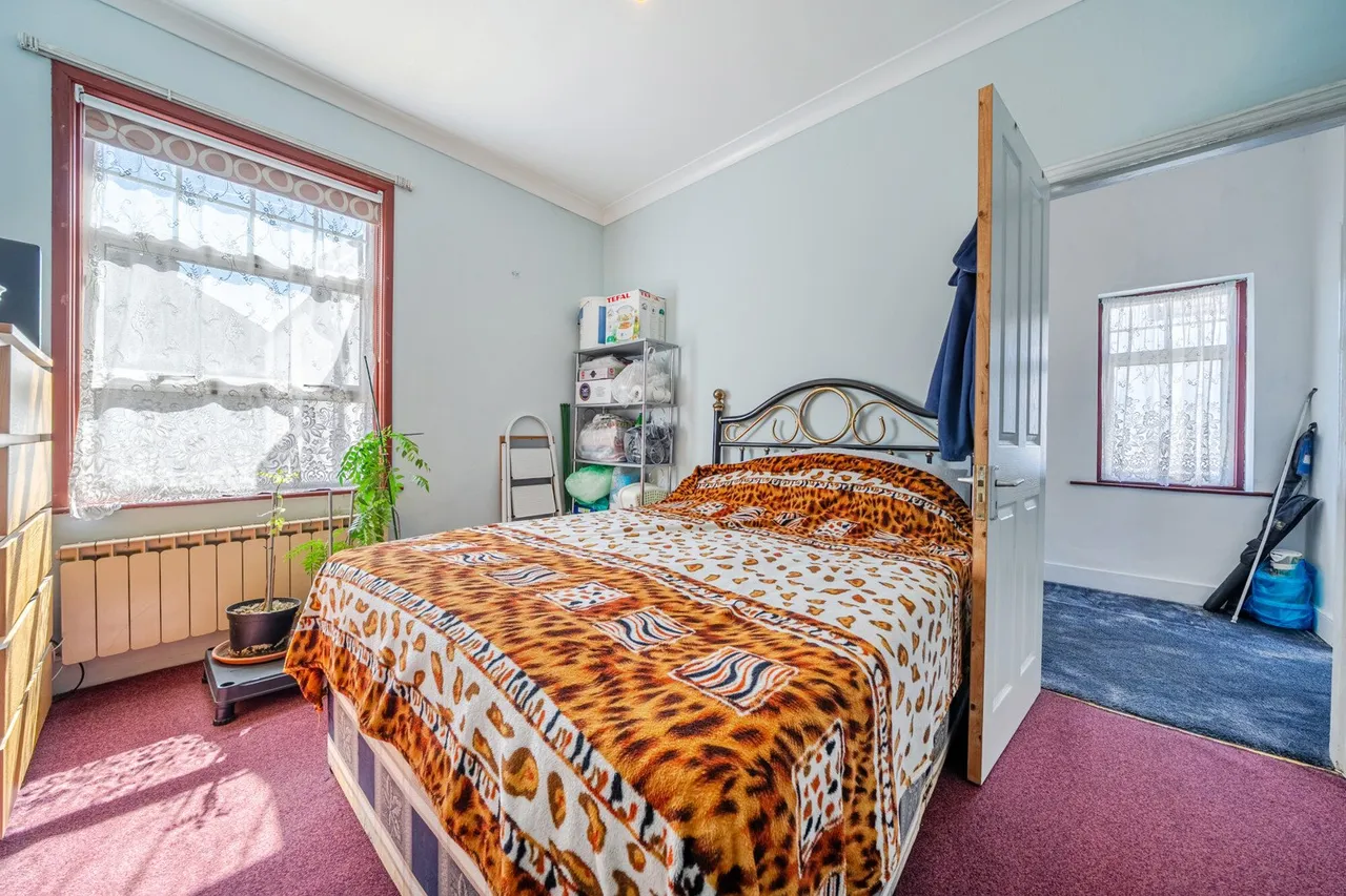 Conway Road, SE18, photo 16