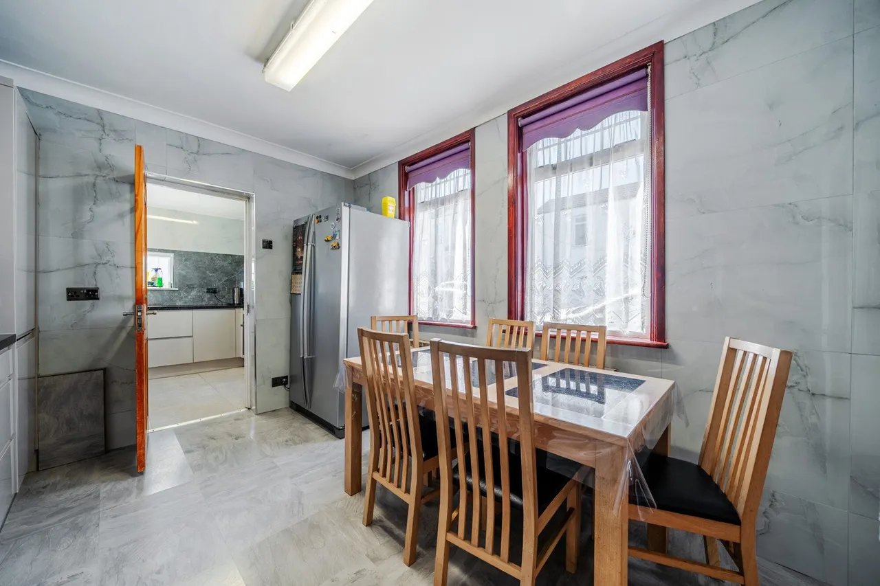Conway Road, SE18, photo 9