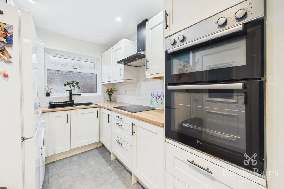 Cambridge Street, Normanton, WF6, photo 4