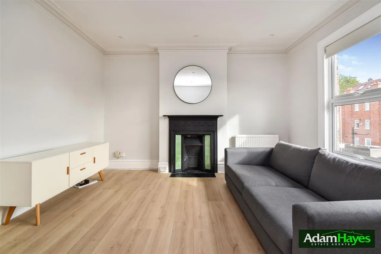 Holden Road, Woodside Park, N12, photo 4