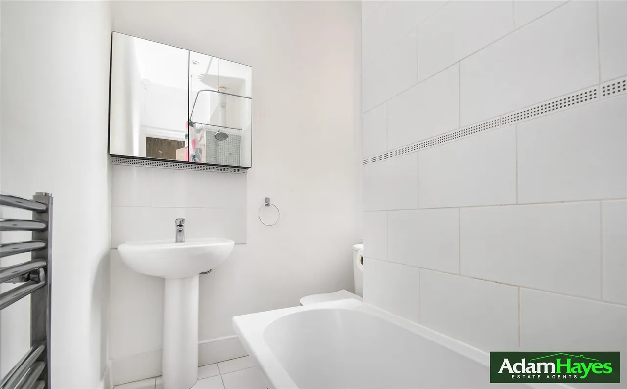 Holden Road, Woodside Park, N12, photo 5