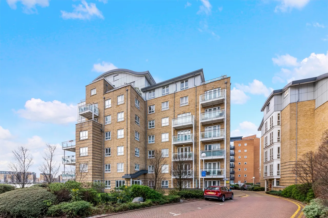 St. Davids Square, Isle Of Dogs, London, E14, photo 17