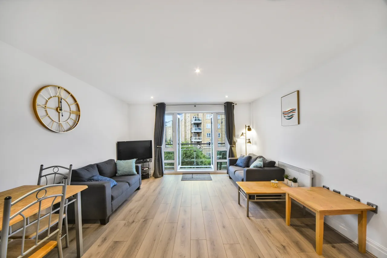 St. Davids Square, Isle Of Dogs, London, E14, photo 6