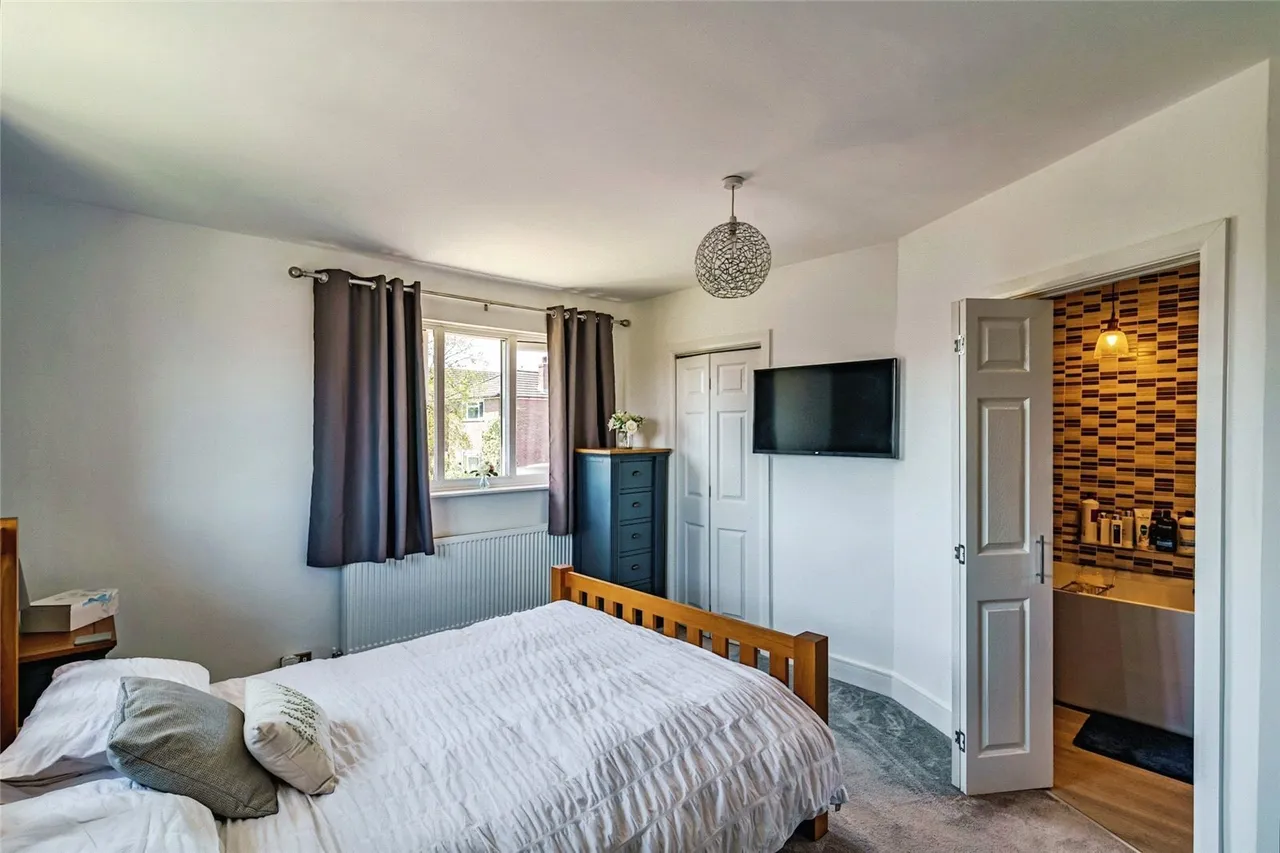 Ridleys, West Hoathly, RH19, photo 7