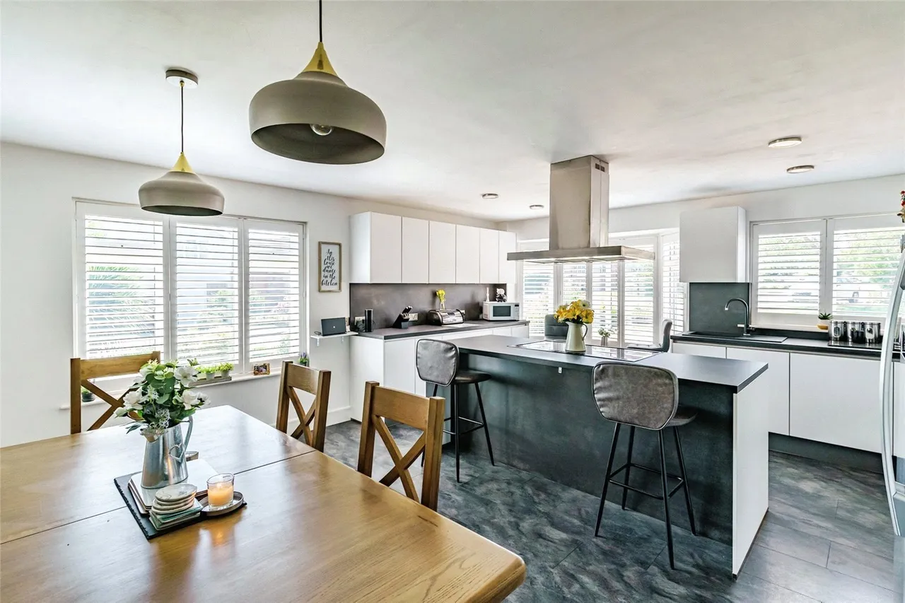 Ridleys, West Hoathly, RH19, photo 6
