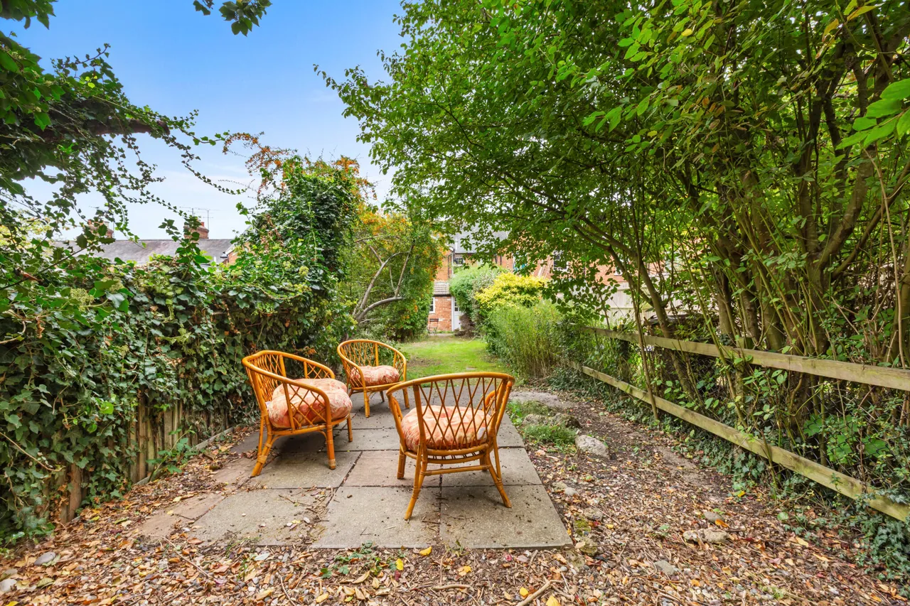 Aylesbury Road, Wendover, HP22, photo 11
