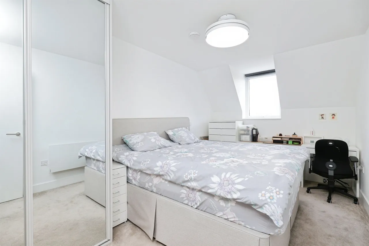 St. Albans Road, Watford, WD24, photo 9