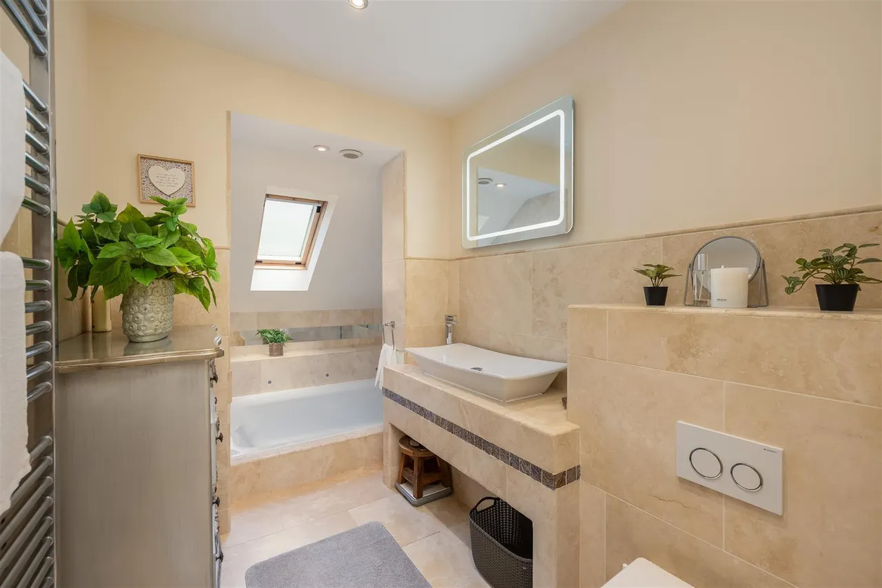 St. Oswalds Close, Oswaldkirk, photo 18