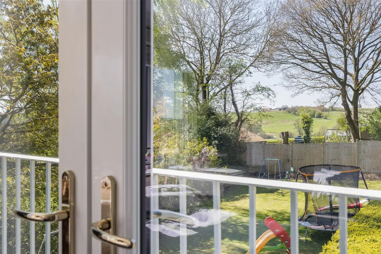St. Oswalds Close, Oswaldkirk, photo 4