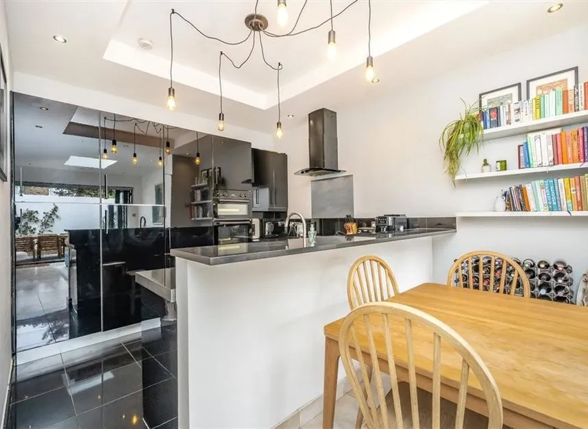 Osborne Road, Willesden, NW2, photo 3
