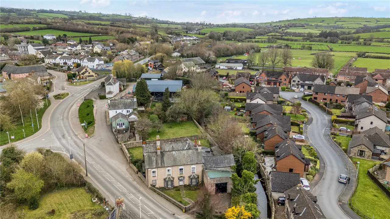 Bronllys Road, Talgarth, Brecon, Powys, LD3 0AA, photo 36