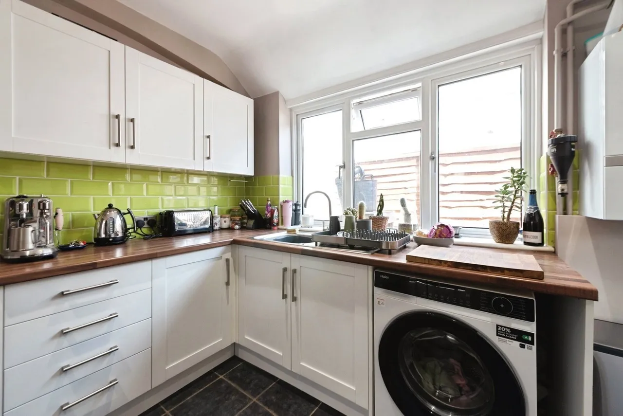Adames Road, Portsmouth, PO1, photo 7